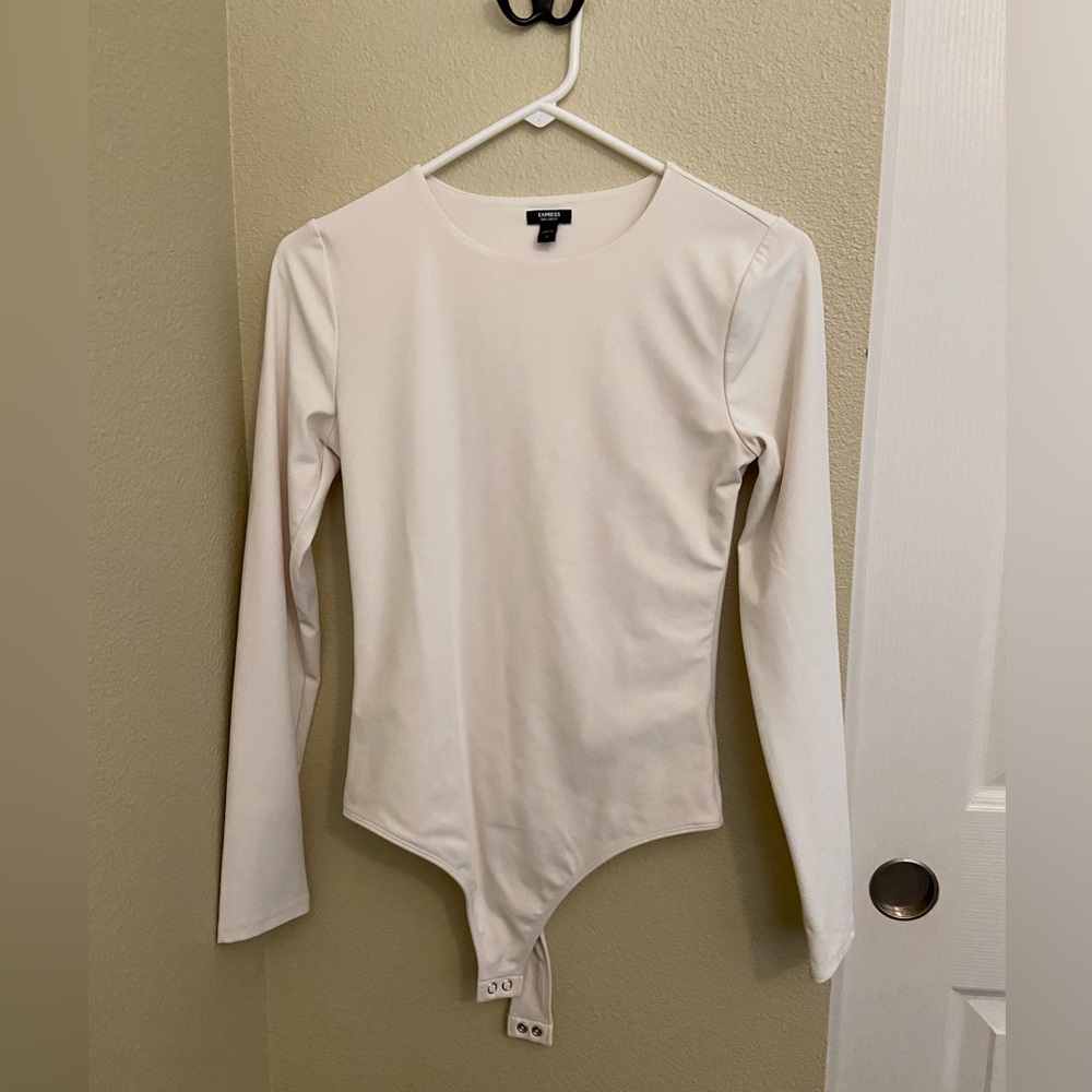 Express body contour bodysuit